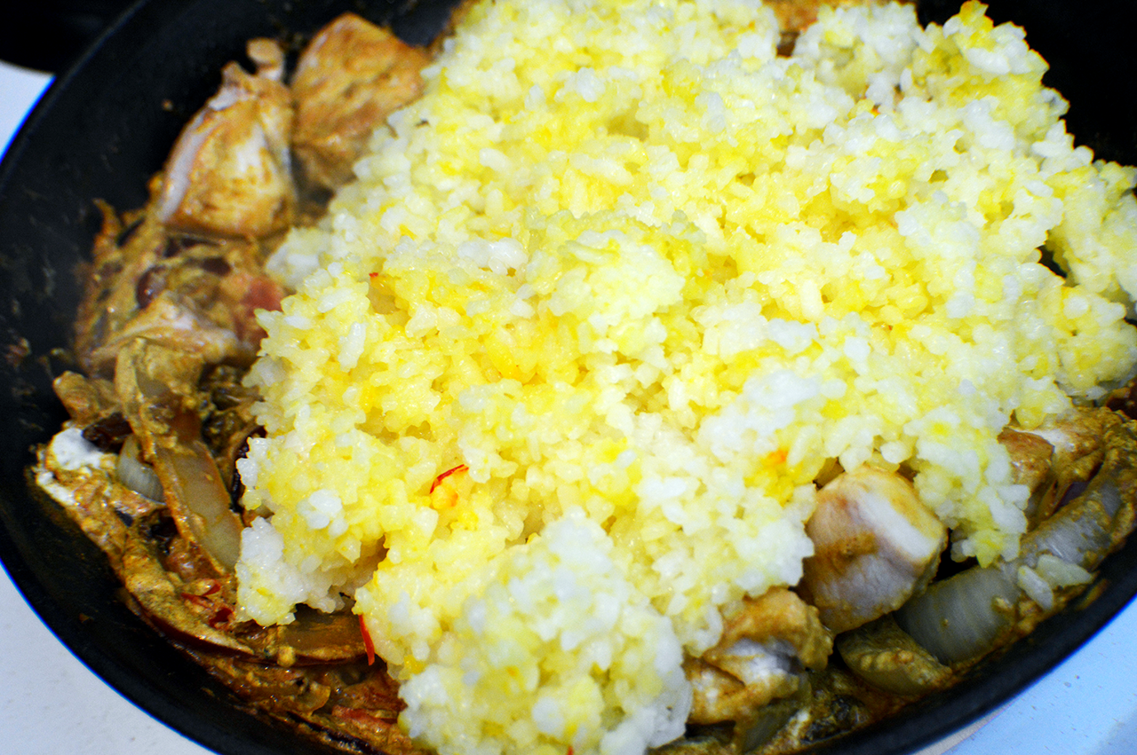 saffron rice in biyani sauce