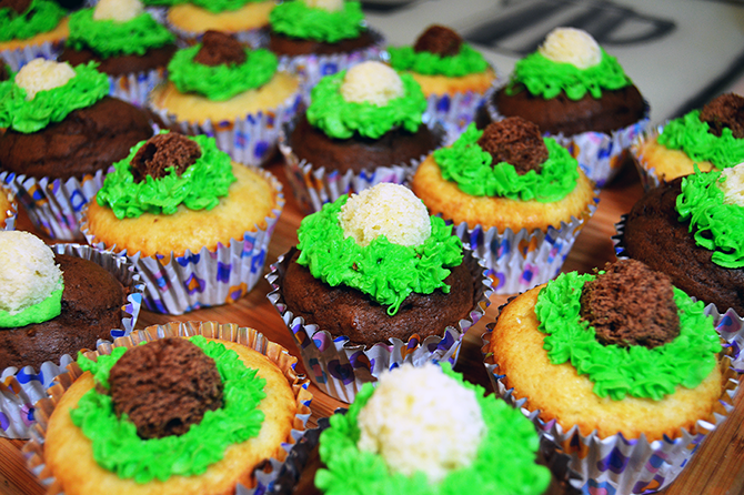 cupcakes with butts and grass
