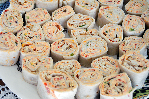 Spicy Chipotle Chicken Roll-Ups