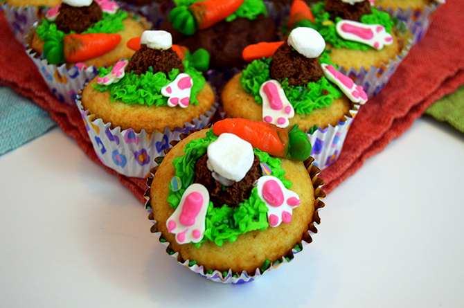 Fuzzy Bunny Butt Cupcakes | Easter Recipes