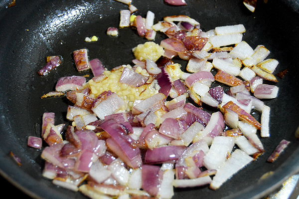 sauting red onions