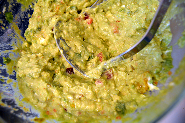 guacamole in a bowl