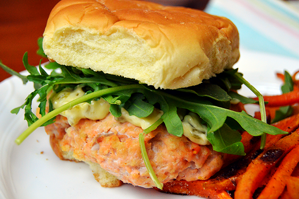 easy salmon burgers