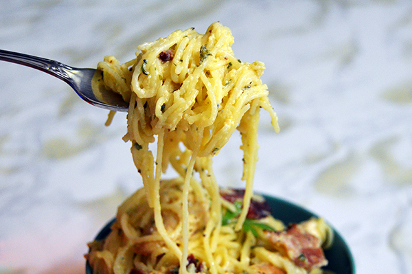 Quick & Creamy Spaghetti Carbonara