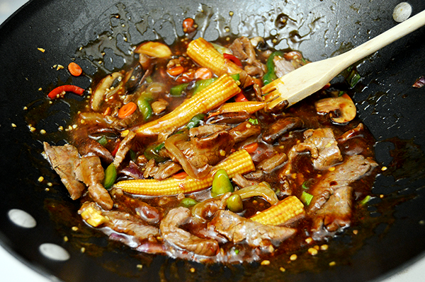 wok with sauce