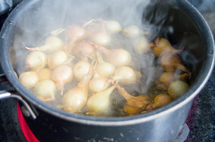 boiling pearl onions