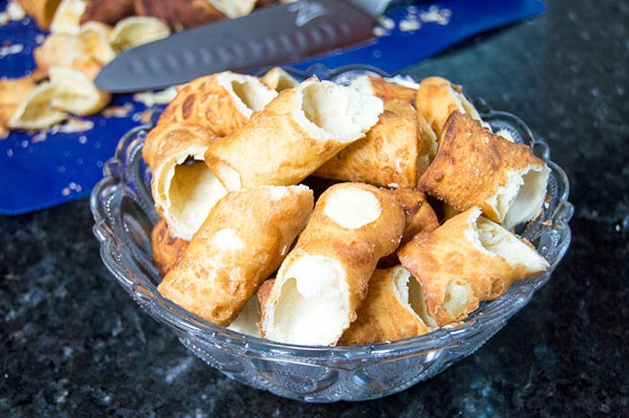 cut cannoli shells