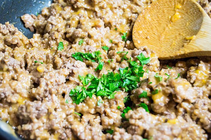 meat mix with parsley