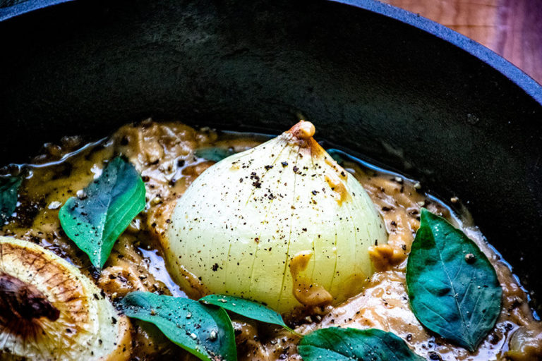Ser Davos’ Roasted Onions in Gravy | Game of Thrones Inspired Recipes