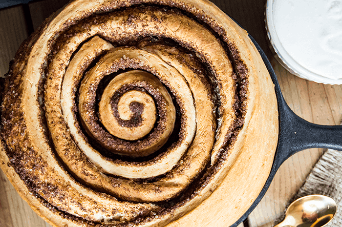 giant cinnamon roll recipe