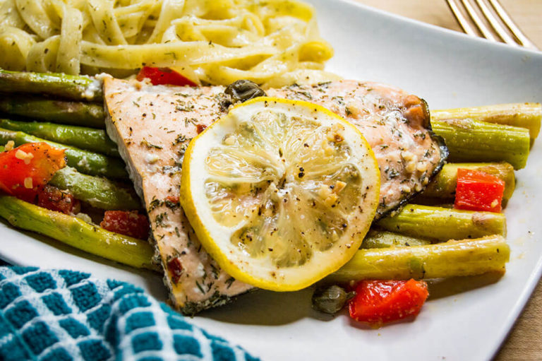 Lemon Dill Salmon with Capers & Asparagus