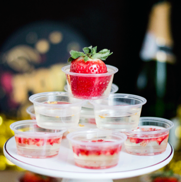 strawberry champagne jello