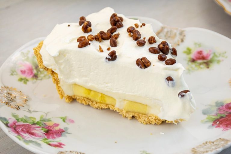 High-Protein Banana Cream Pudding Pie | AmBari Nutrition