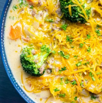 cheesy broccoli soup