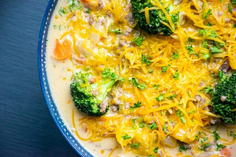 One Hour Cheesy Beef and Broccoli Soup