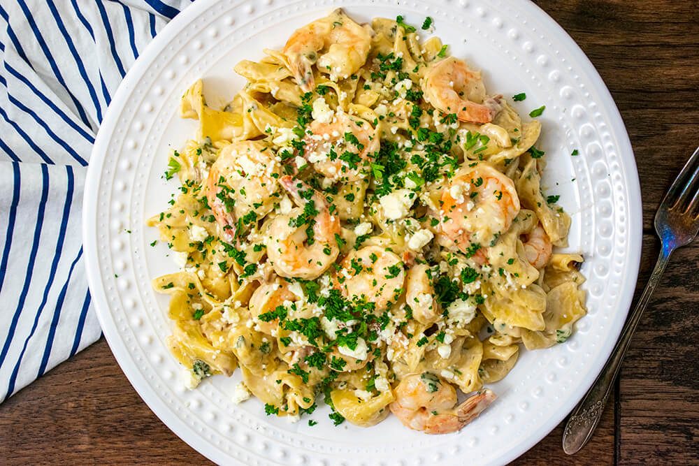 Quick And Easy Egg Noodle Shrimp Alfredo The Starving Chef