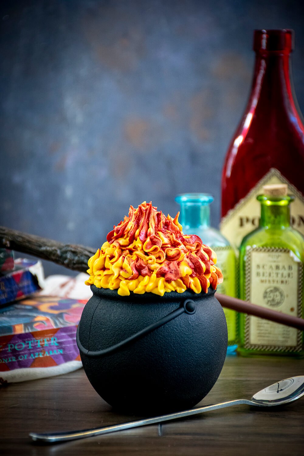 Garlic My Soul • Harry Potter Party Treats: Cauldron Cakes