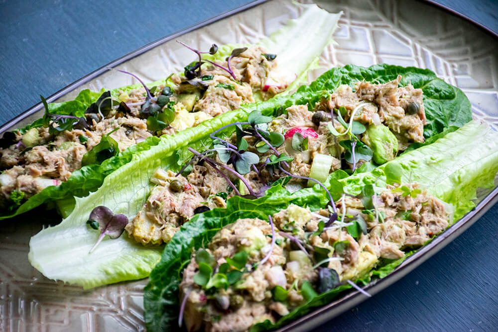 romaine lettuce boats tuna salad