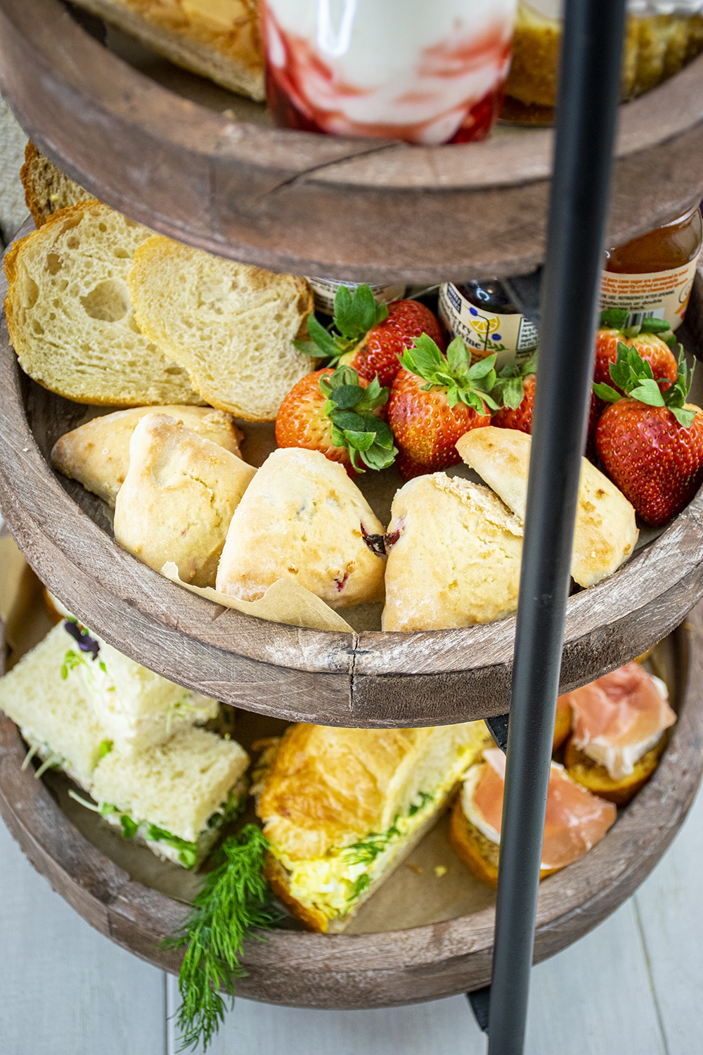 How to make an afternoon tea snack board! ❤️ #british