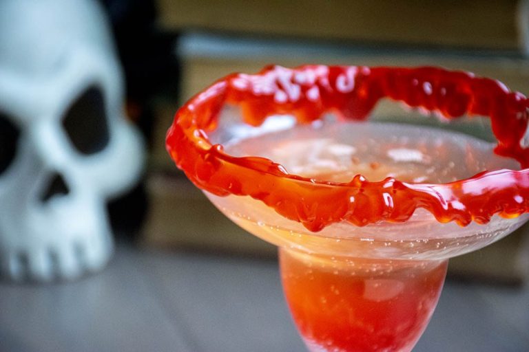 Vampire Blood – EASY Halloween Cocktail