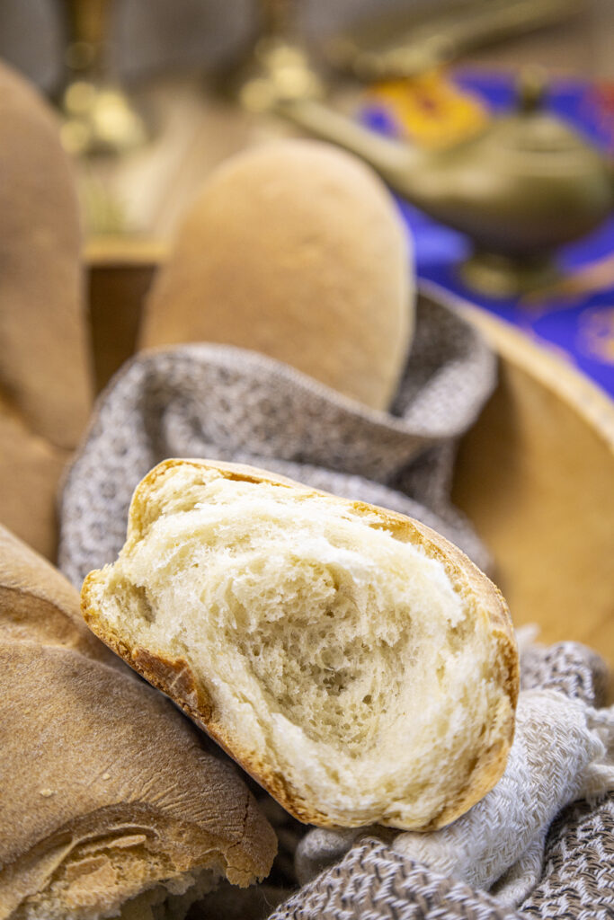 crusty bread from aladdin