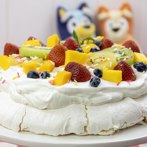 Classic Pavlova Recipe - Happy Happy Nester