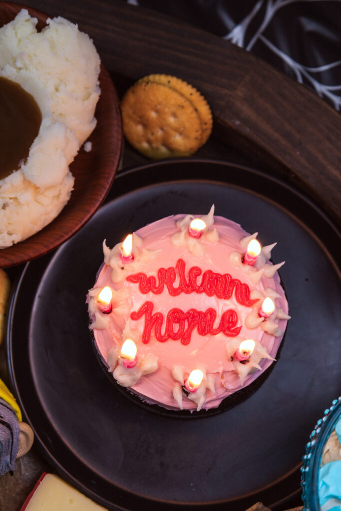 mini welcome home cake from coraline