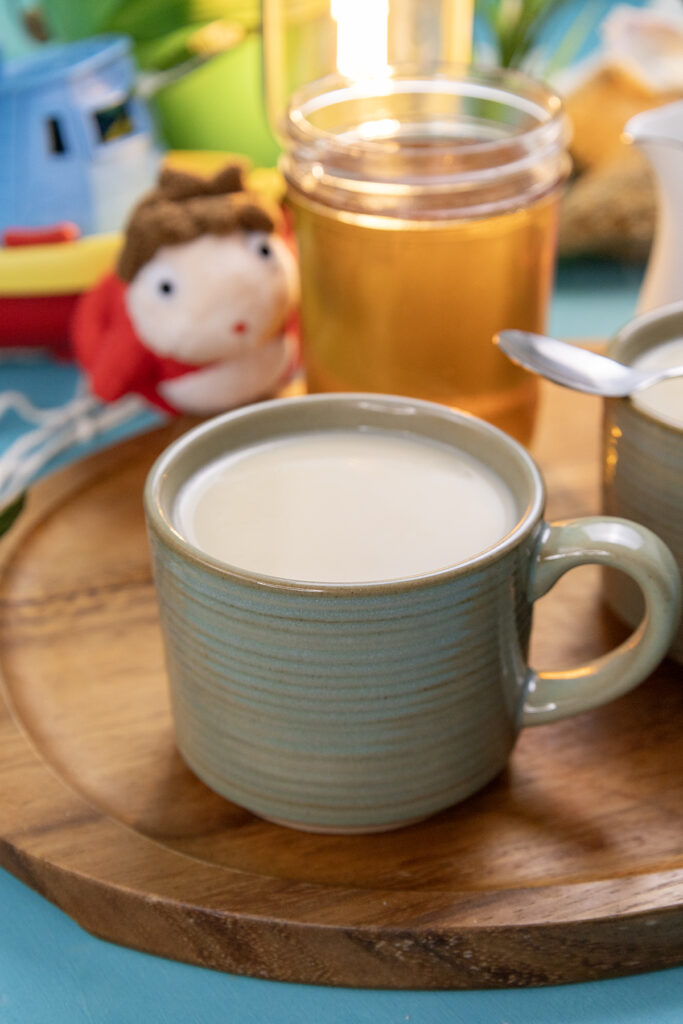 tea milk drink from ponyo