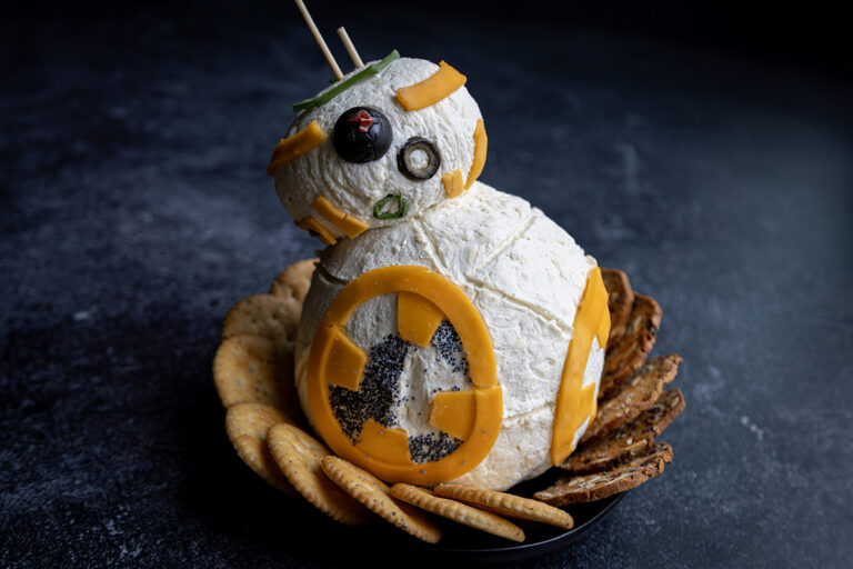 BB-8 Cheeseball | Star Wars Inspired Recipes
